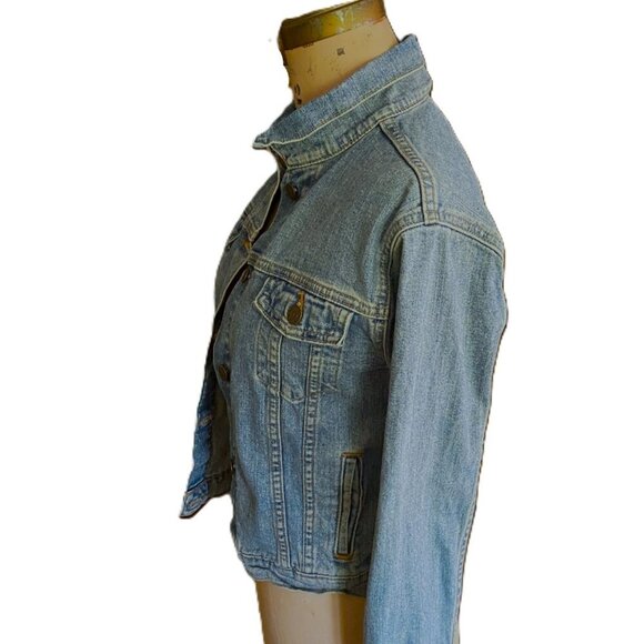 Vintage Levi's Strauss Trucker light wash denim jacket - Picture 4 of 10